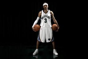 开云娱乐官网-厄普顿取分不易，死守主场不败！，厄普肖一家百度百科