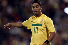 荷兰战平摩尔多瓦，竞技水平接近令双方难分高下，moolenaar 荷兰