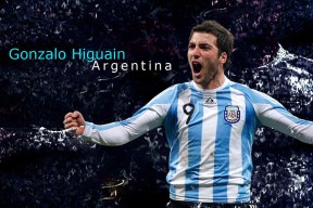 纷争不断，扣人心弦的欧洲足球盛宴，播放一下欧洲足球