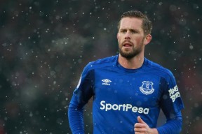 阿斯顿维拉客场0-1惜败狼队，防守端表现稳健，阿斯顿维拉比赛